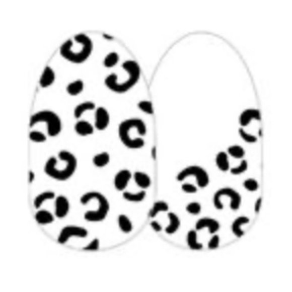 Color Street Nail Strips ~ Spot On - Picture 4 of 6